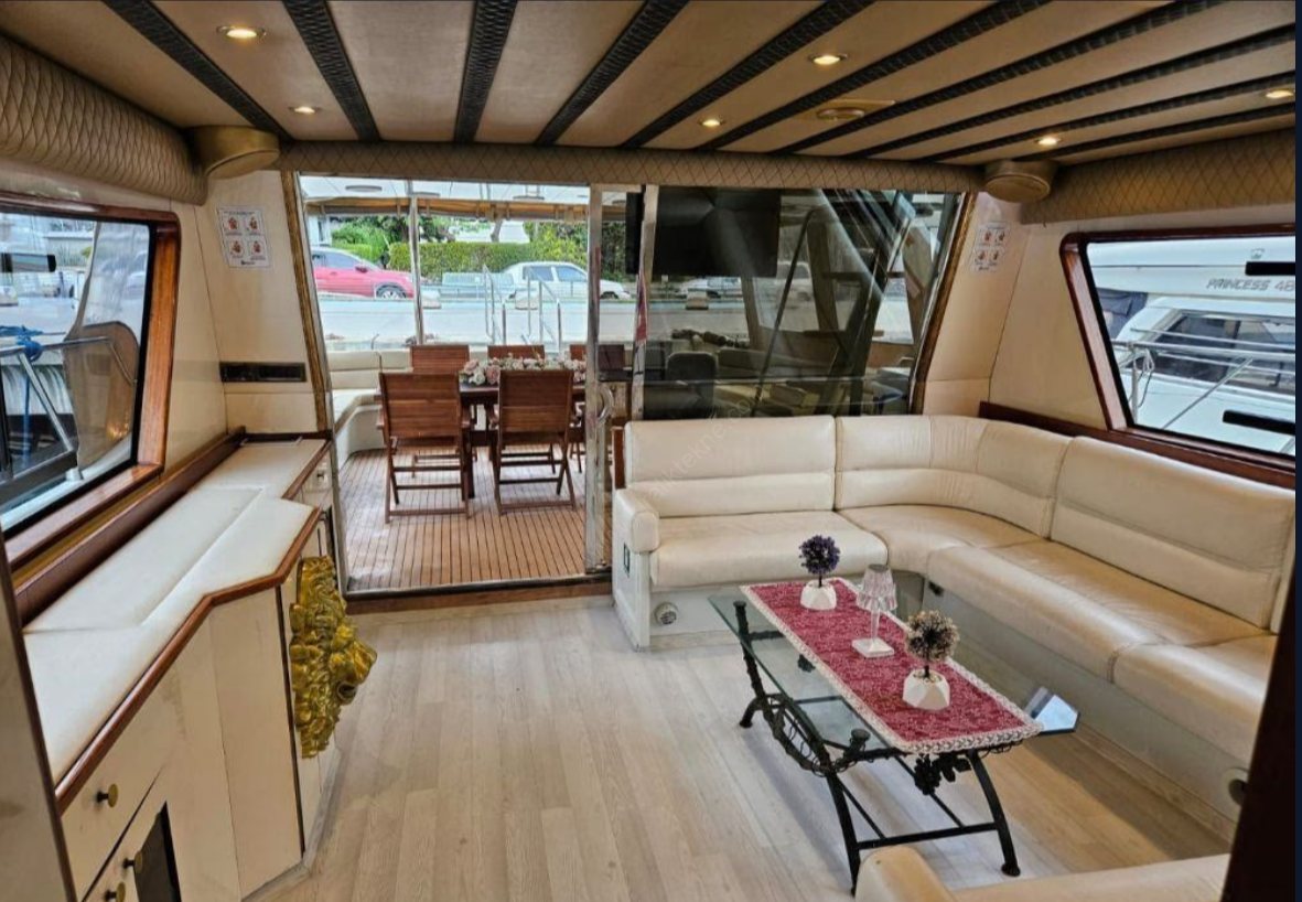 Yacht Gallery