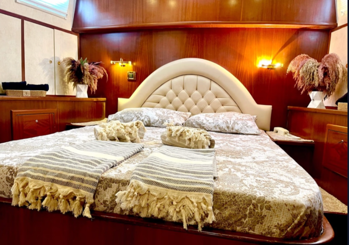Yacht Gallery