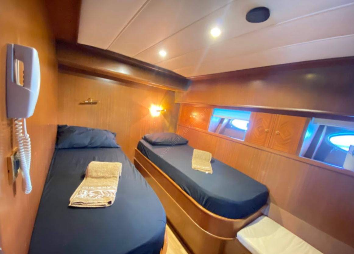 Yacht Gallery