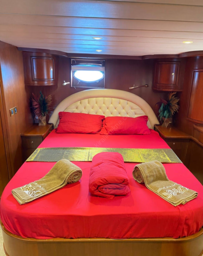 Yacht Gallery
