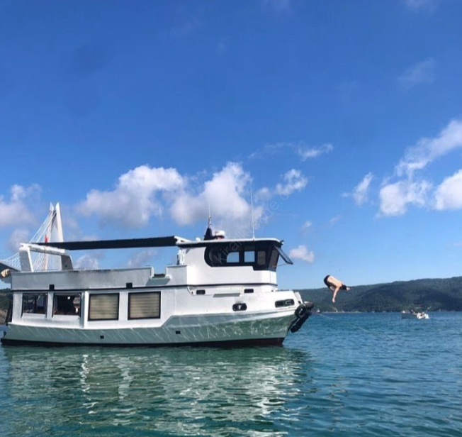 Yacht Gallery