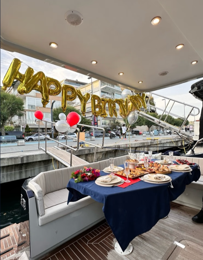 Yacht Gallery