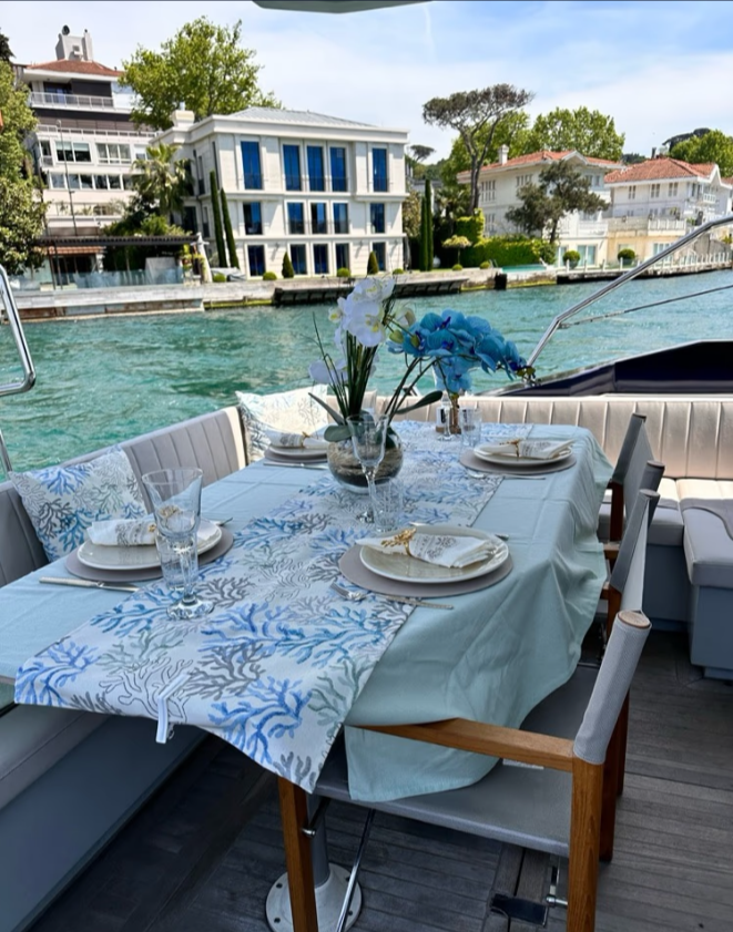 Yacht Gallery