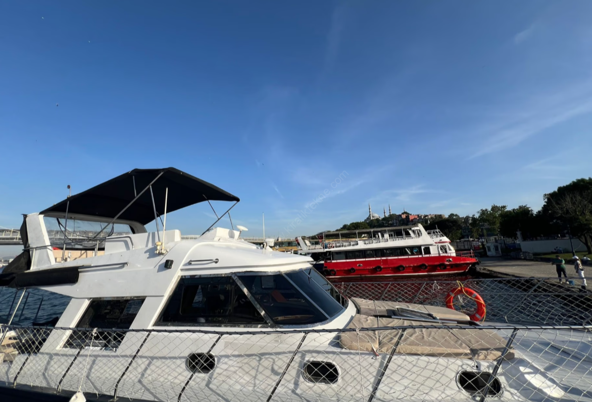 Yacht Gallery