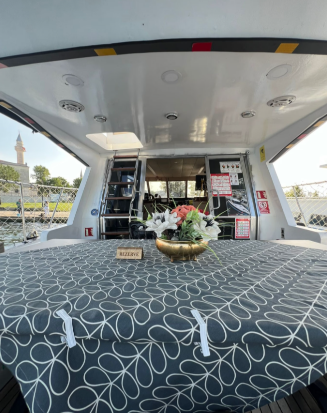 Yacht Gallery