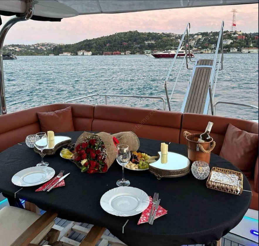 Yacht Gallery