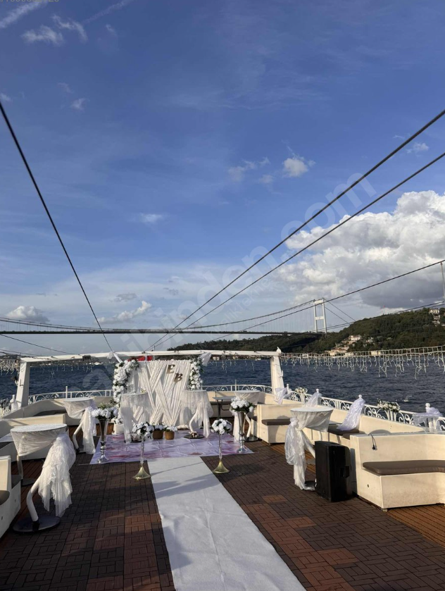 Yacht Gallery