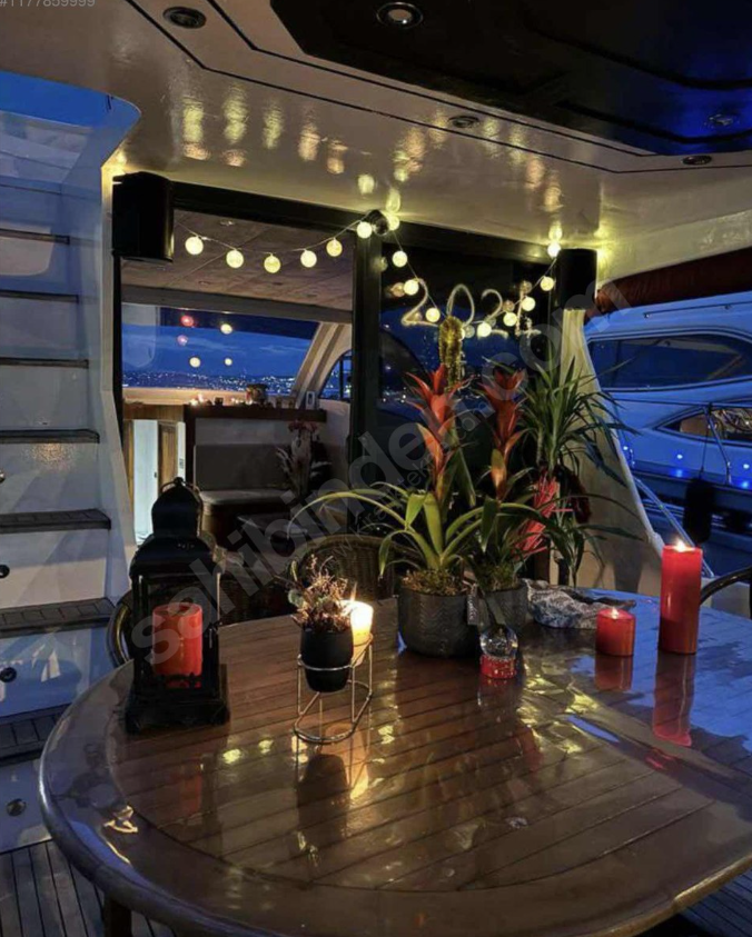 Yacht Gallery