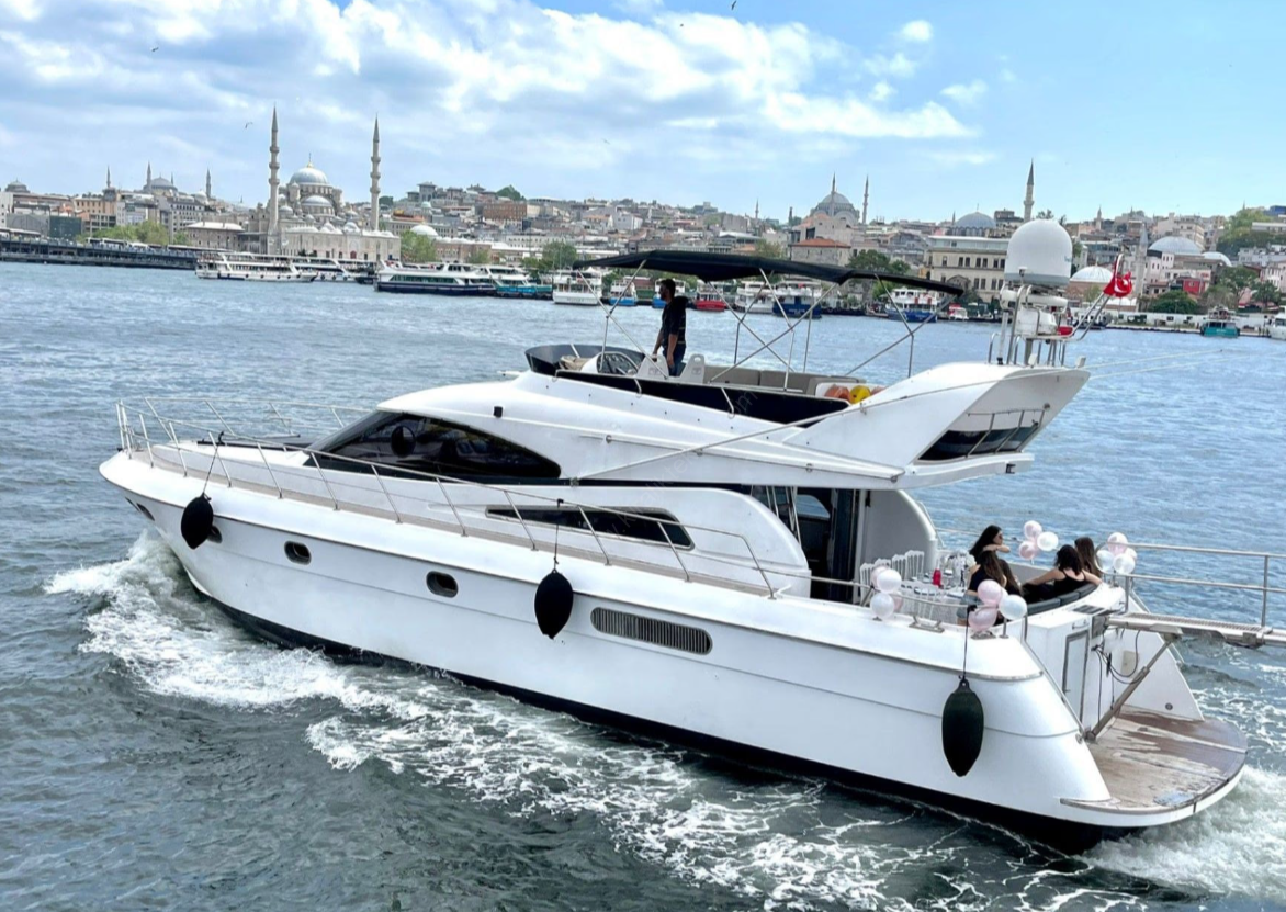 Yacht Gallery