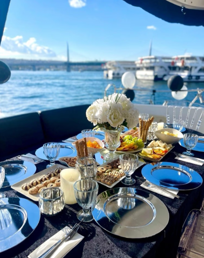 Yacht Gallery