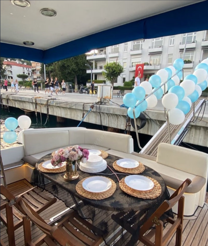 Yacht Gallery