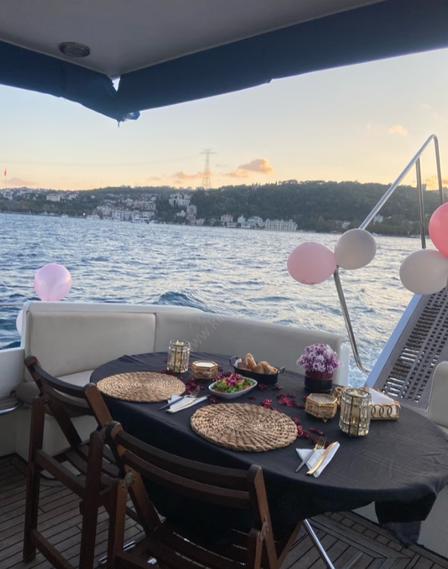 Yacht Gallery