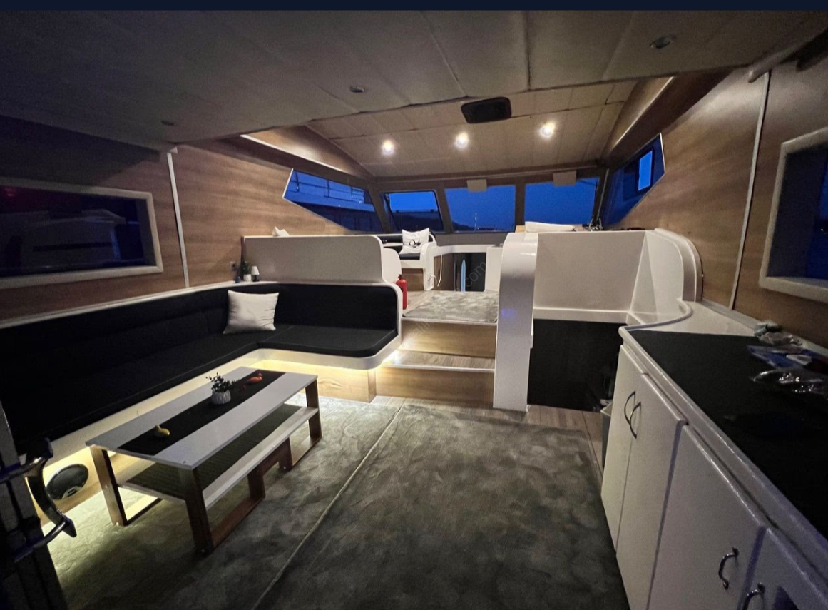 Yacht Gallery