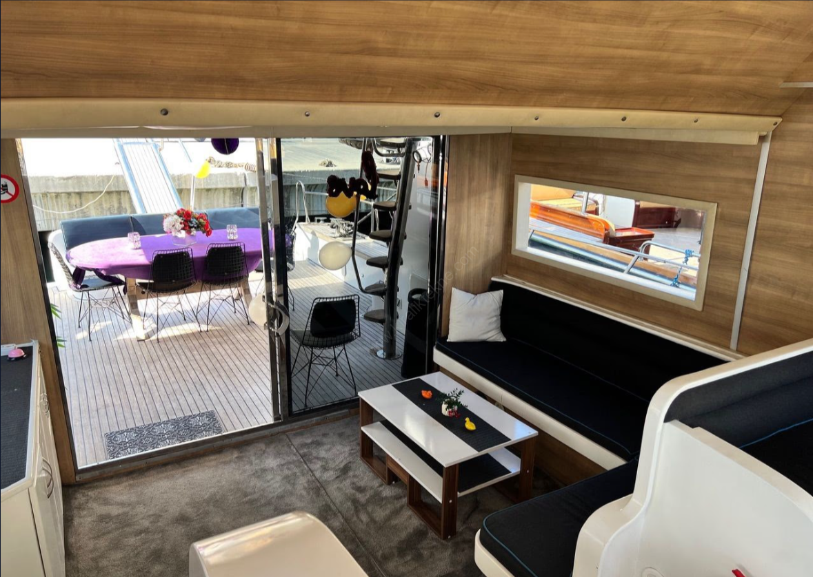 Yacht Gallery