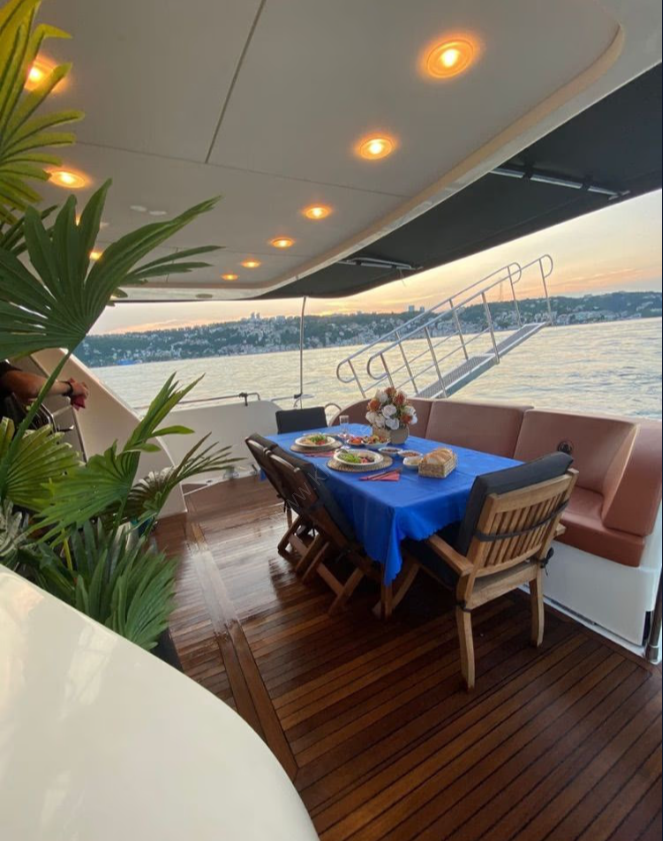 Yacht Gallery