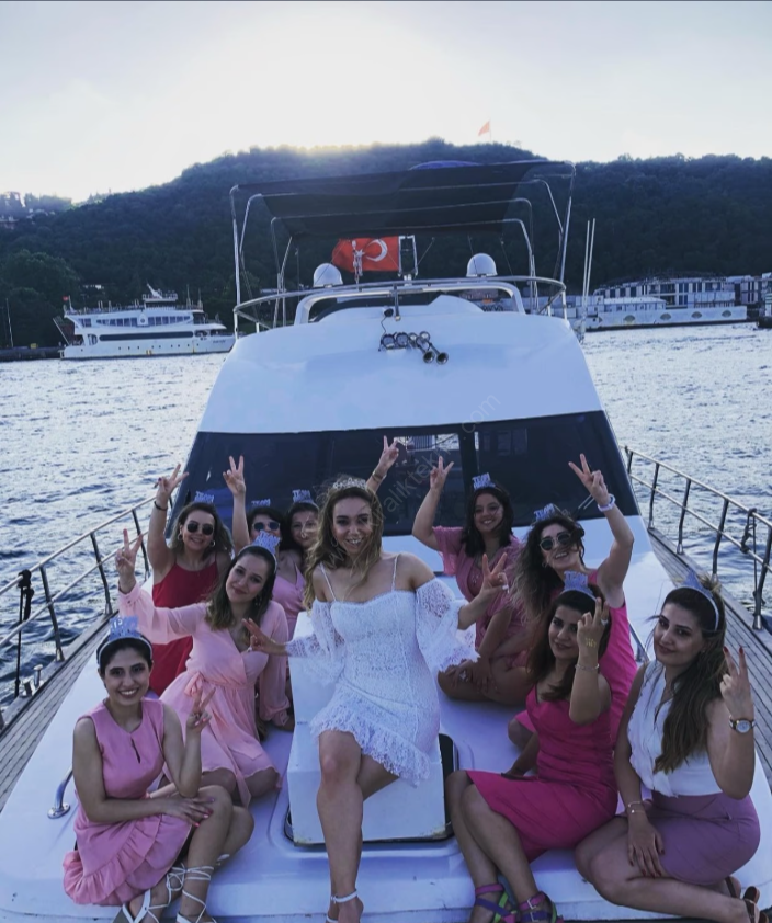 Yacht Gallery