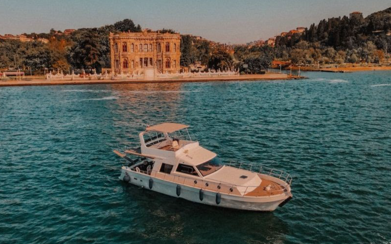 Yacht Gallery