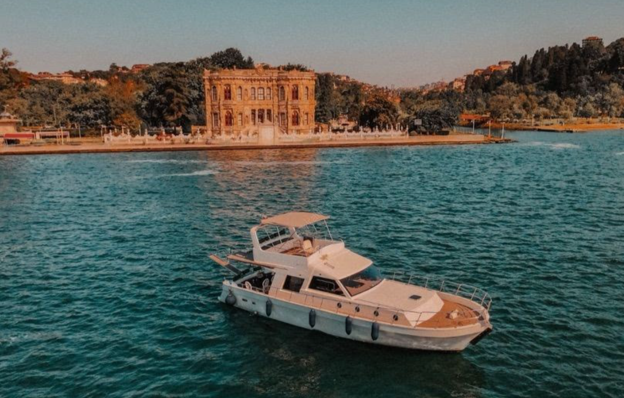 Yacht Gallery
