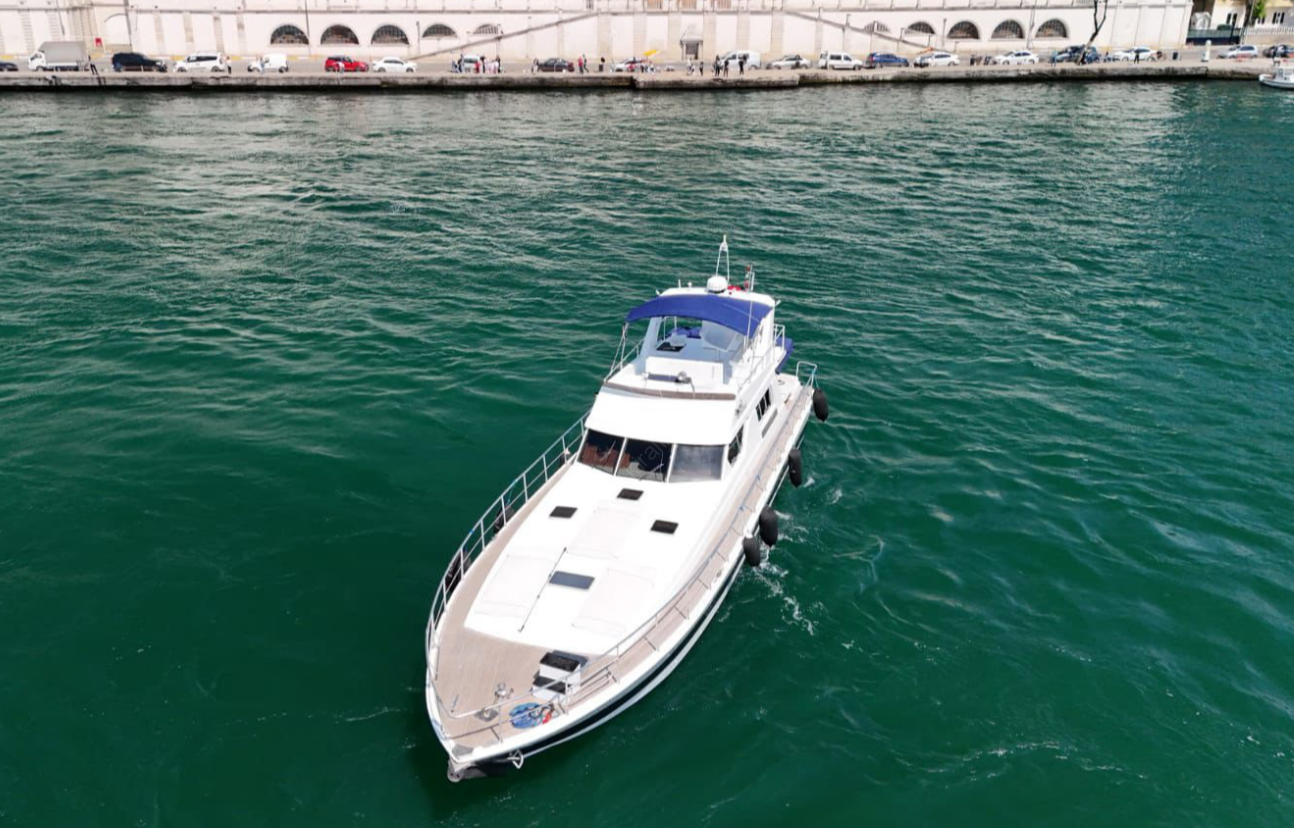 Yacht Gallery