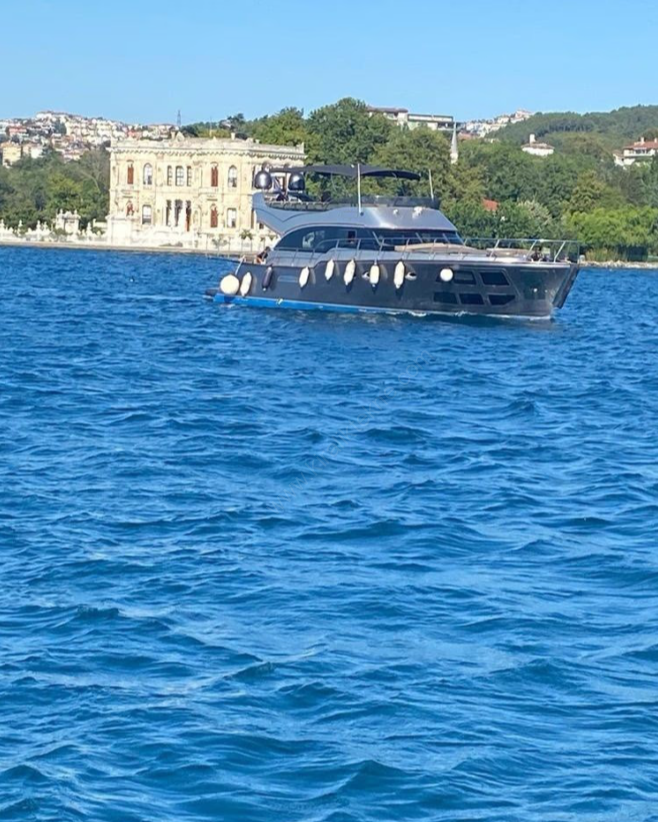 Yacht Gallery