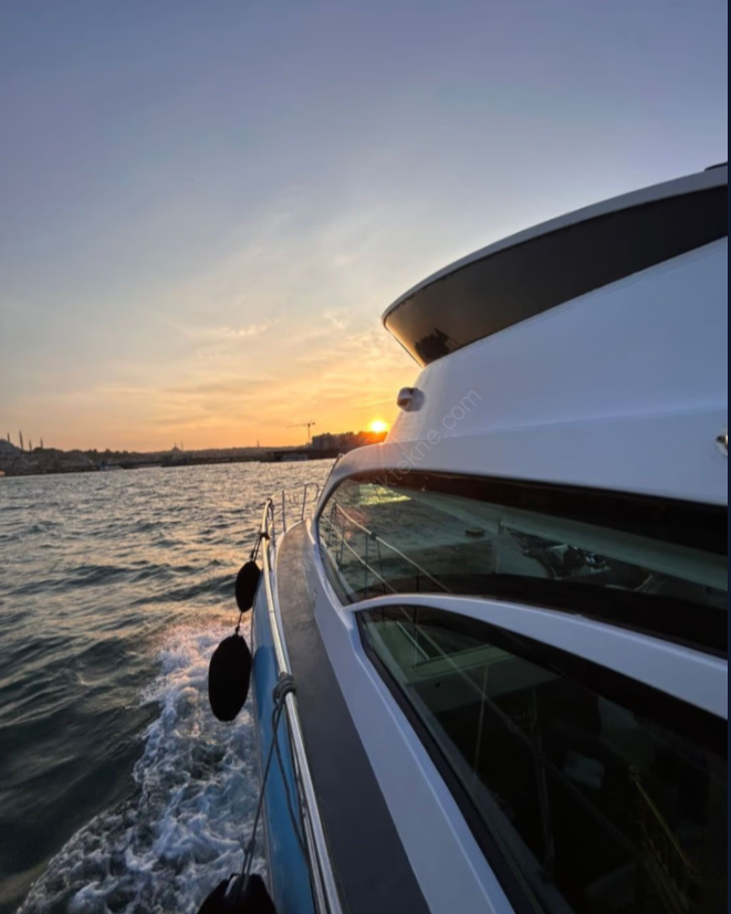Yacht Gallery