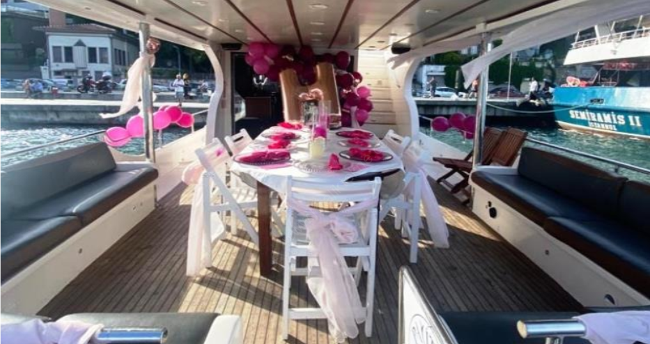 Yacht Gallery