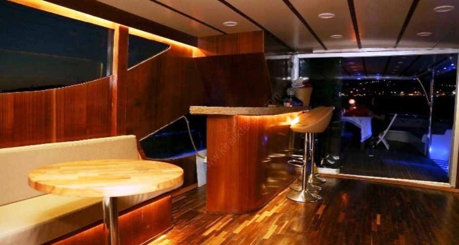 Yacht Gallery