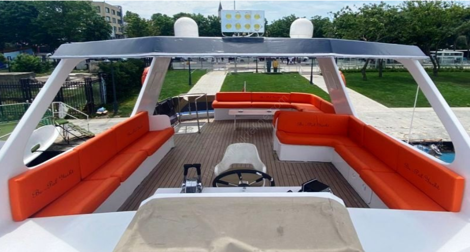 Yacht Gallery