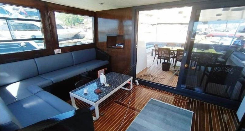 Yacht Gallery