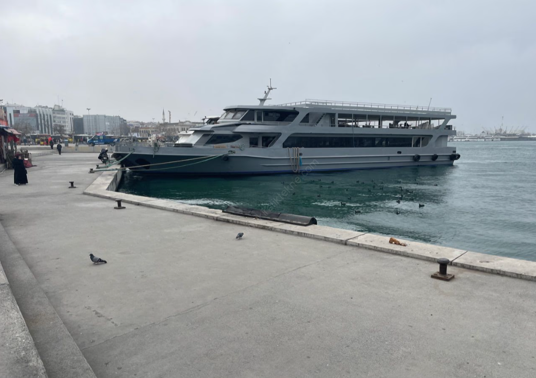 Yacht Gallery