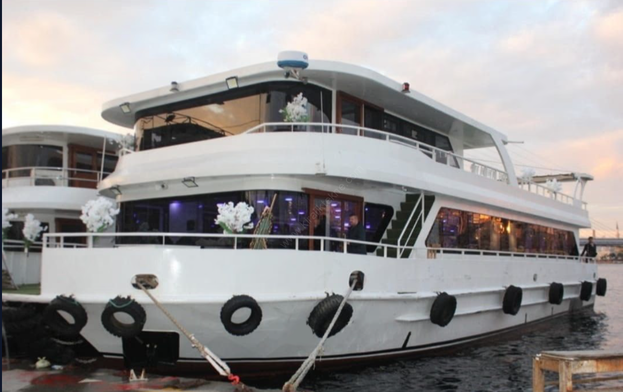 Yacht Gallery