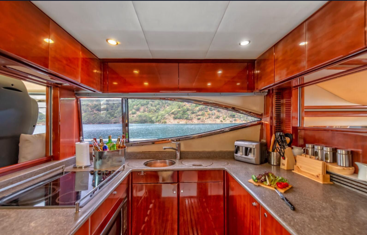 Yacht Gallery