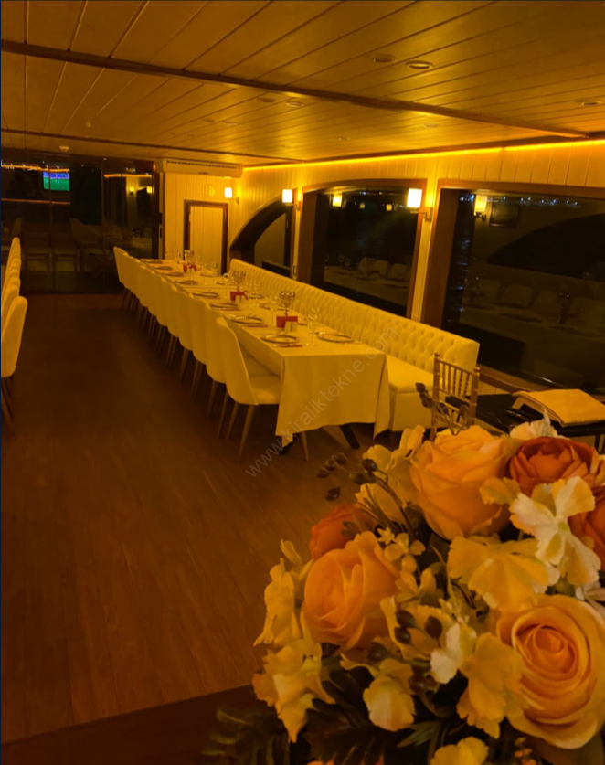 Yacht Gallery