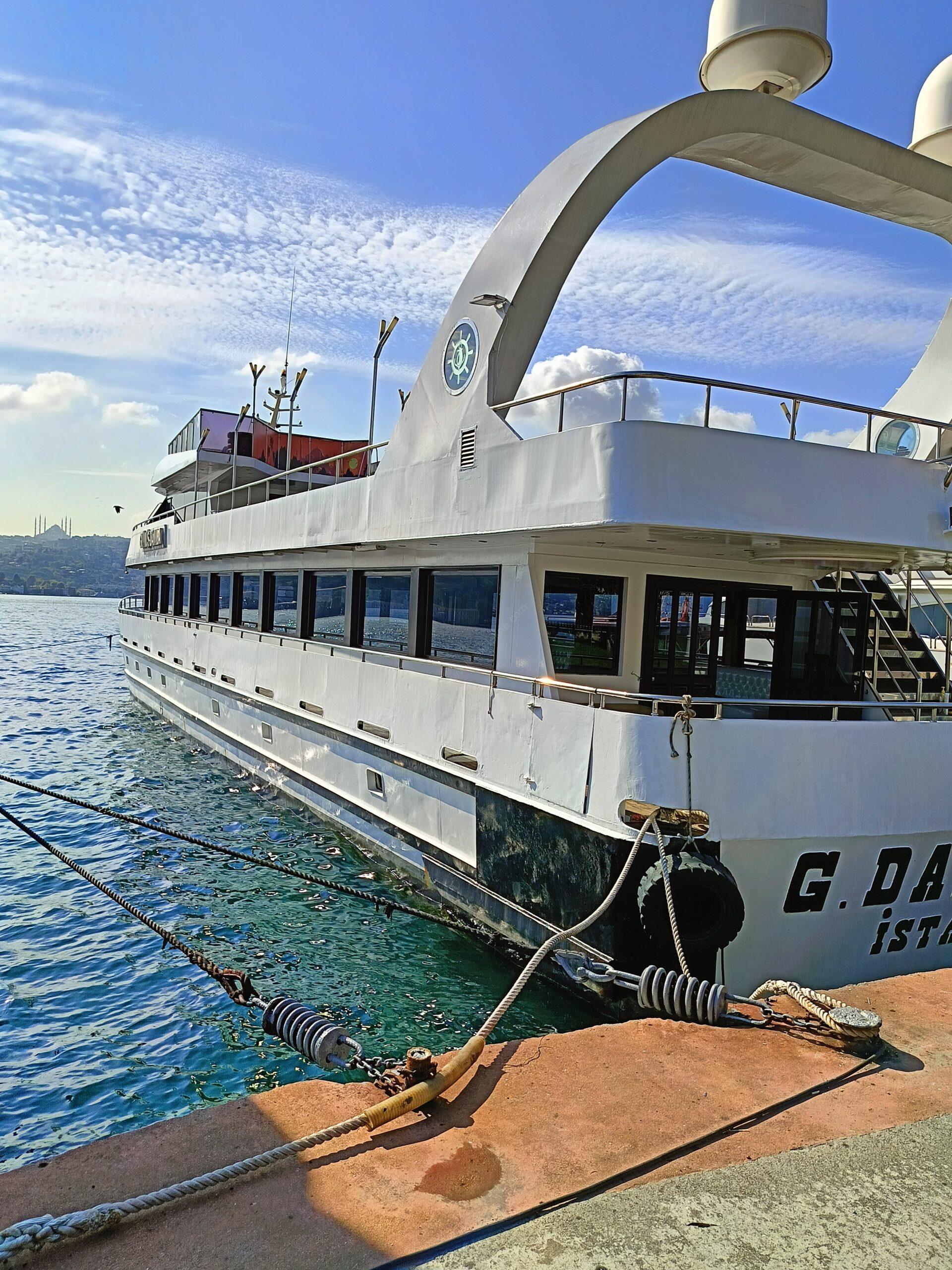 Yacht Gallery