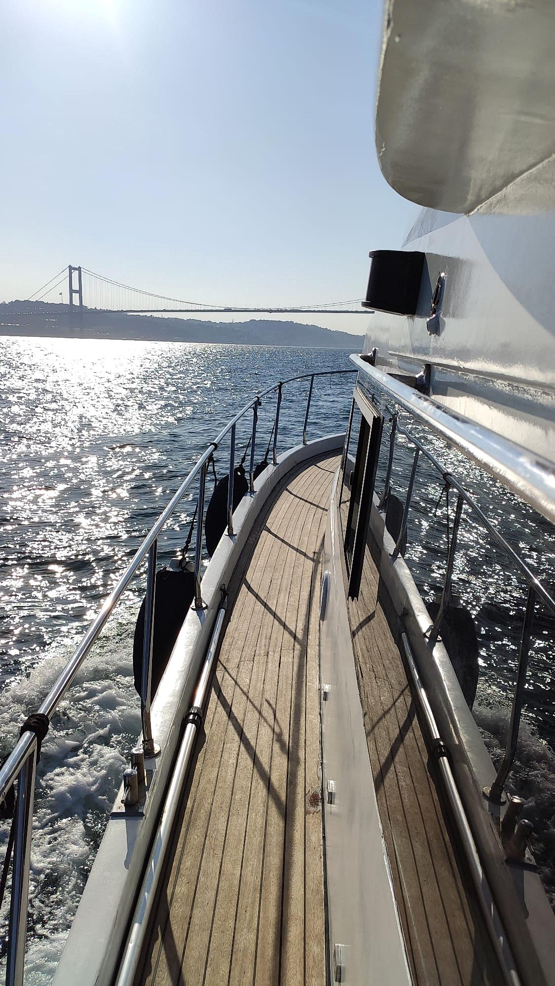 Yacht Gallery