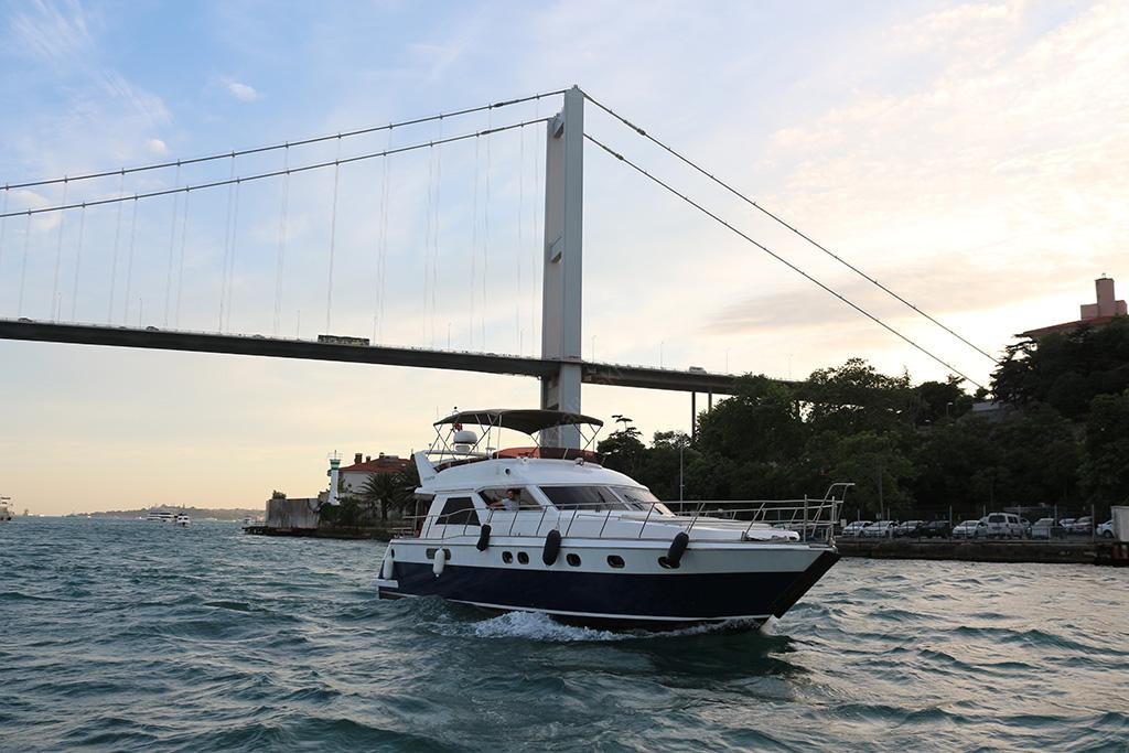 Yacht Gallery