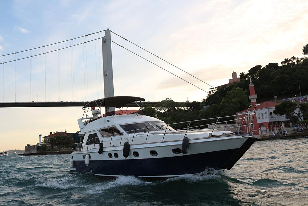 Yacht Gallery