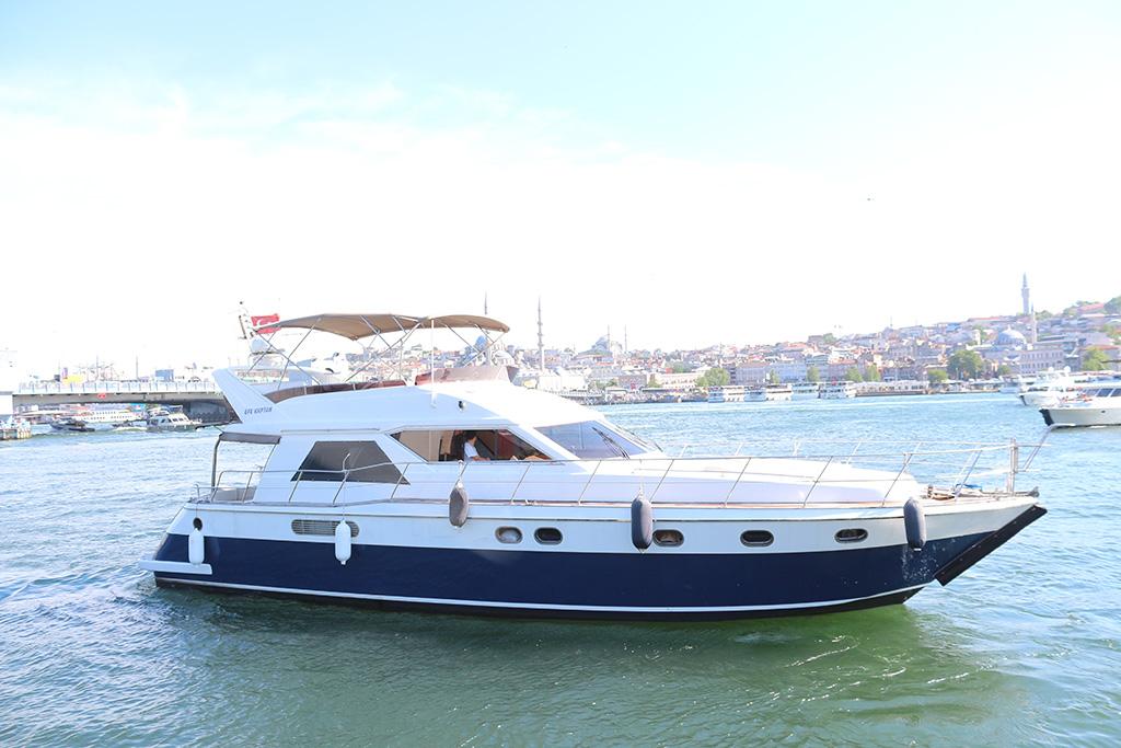 Yacht Gallery