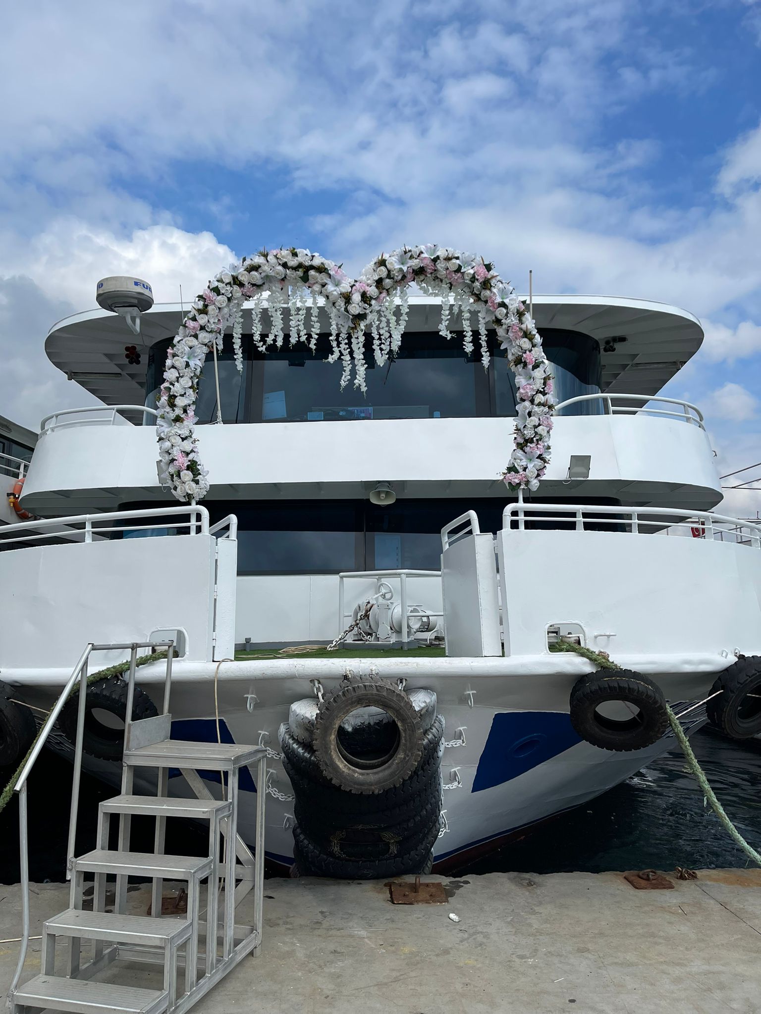 Yacht Gallery