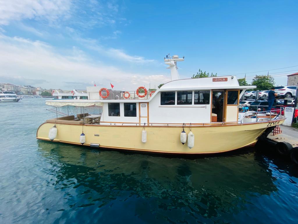 Yacht Gallery