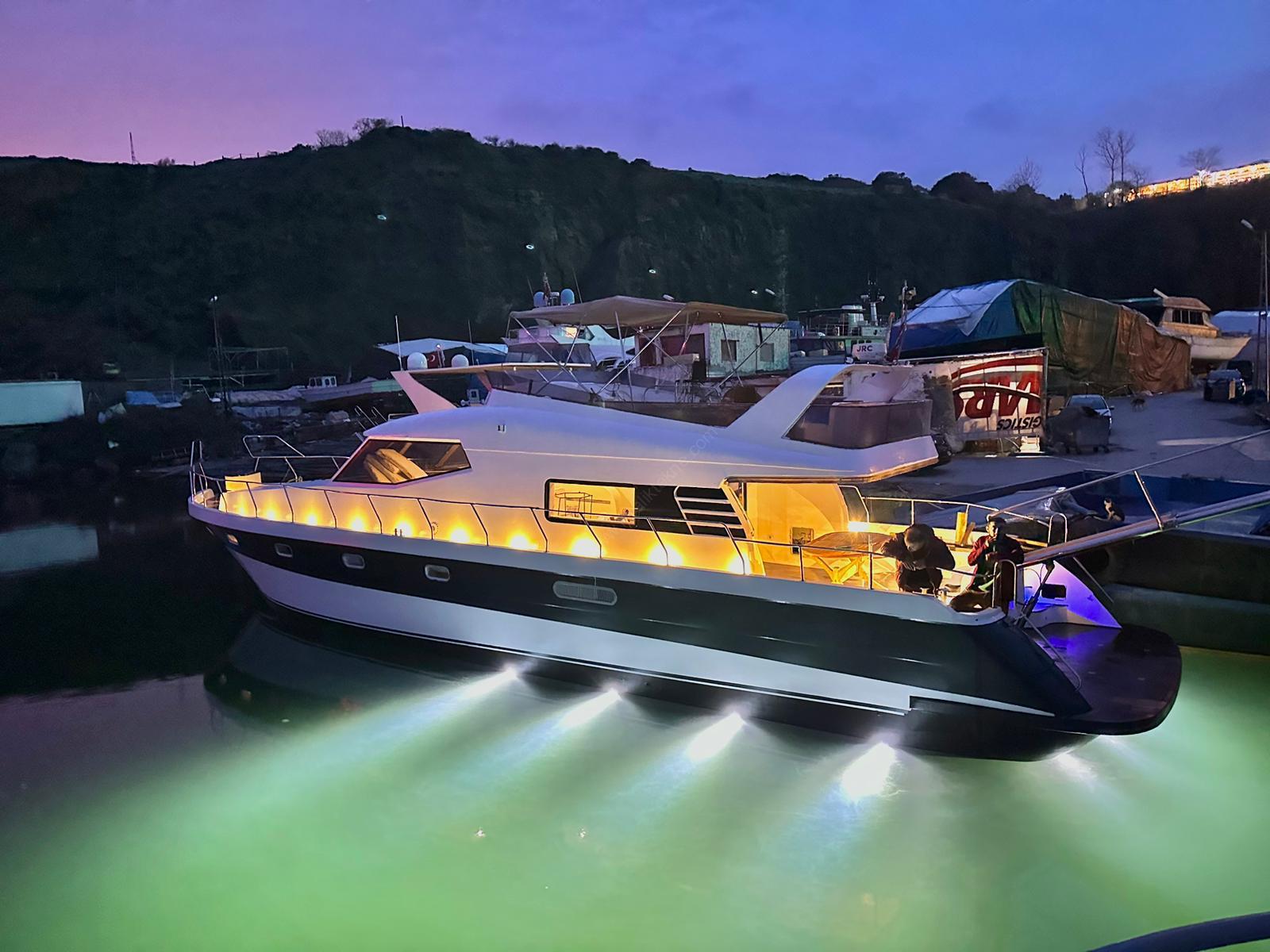 Yacht Gallery