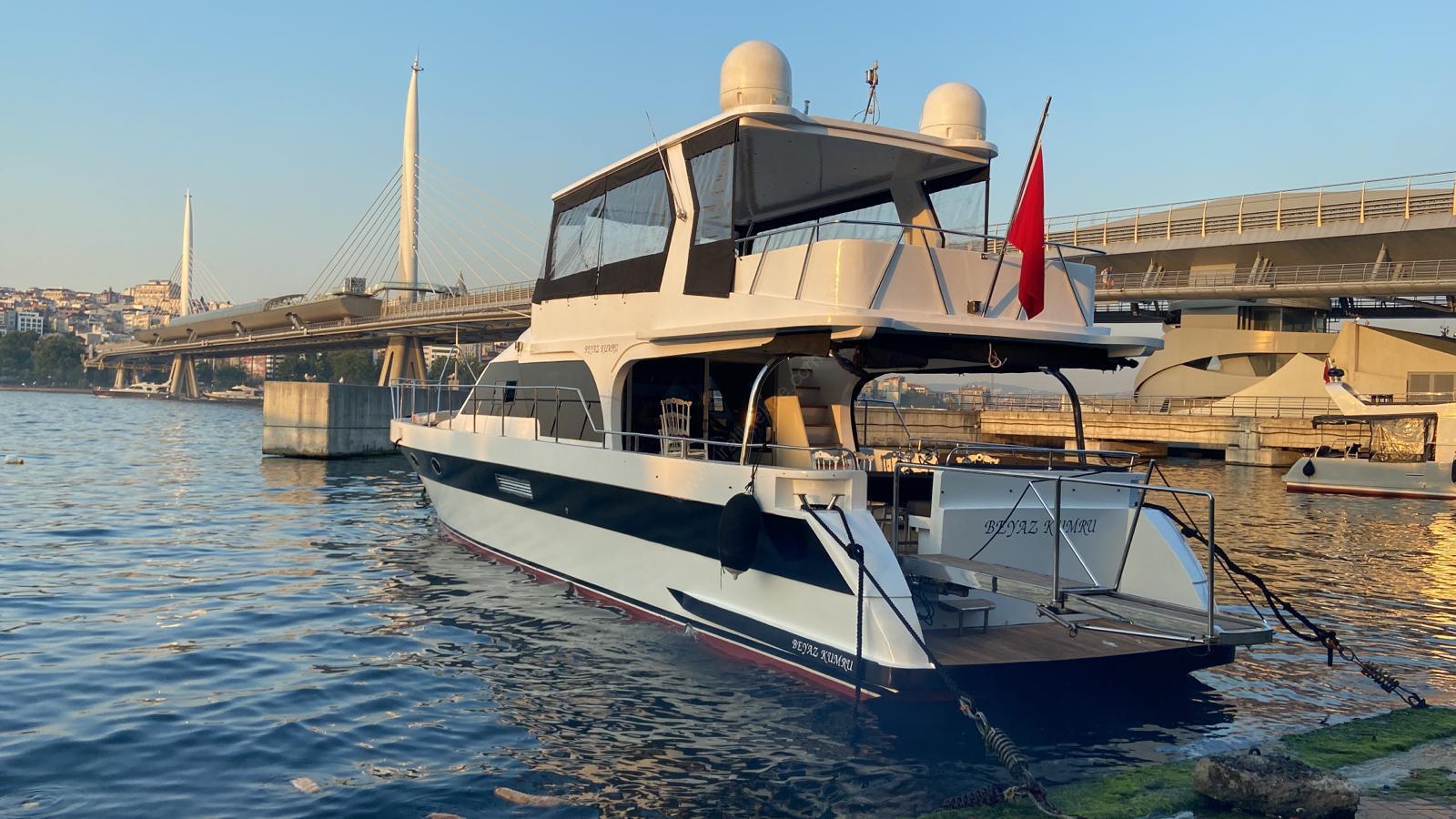 Yacht Gallery