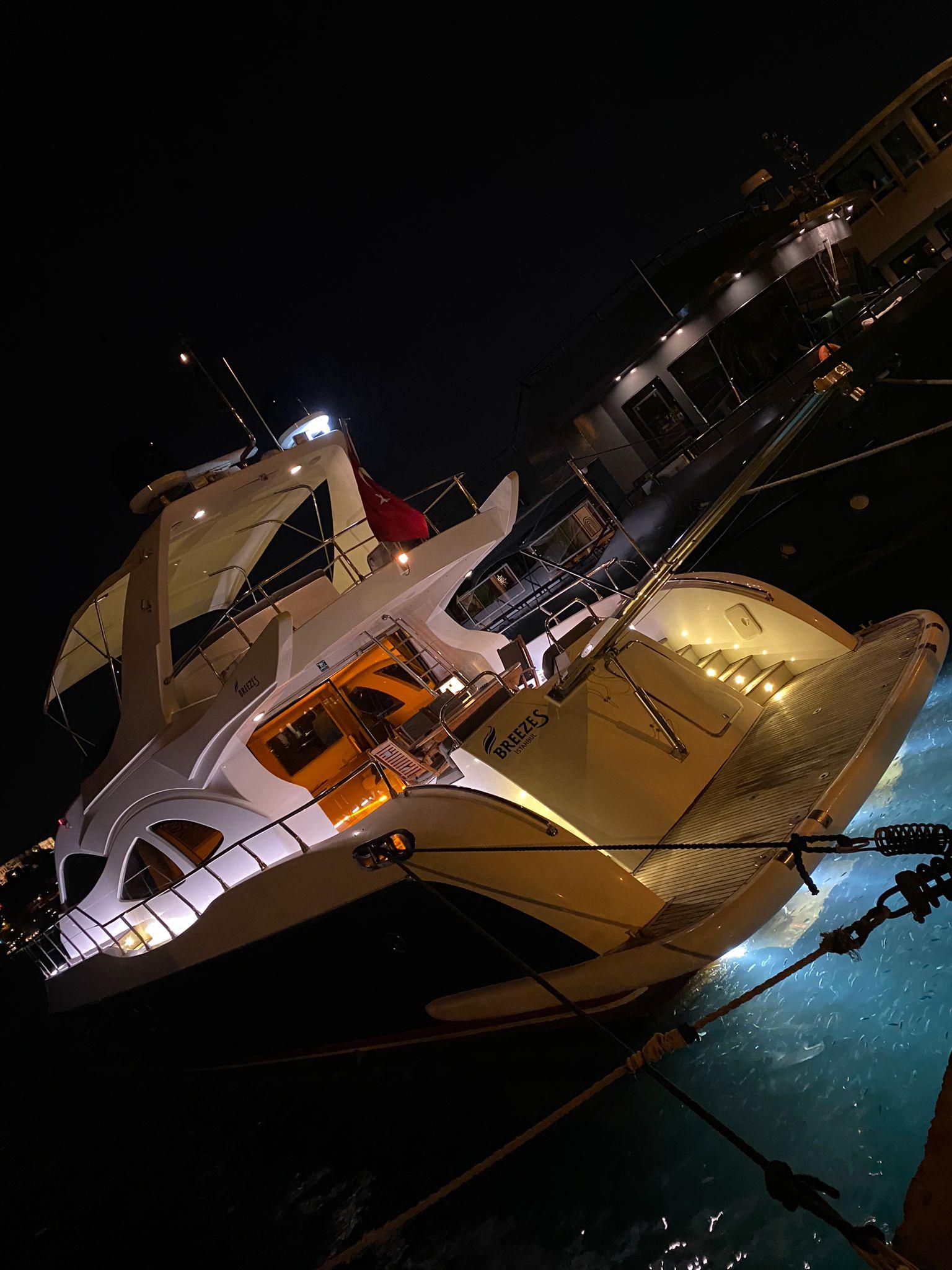 Yacht Gallery