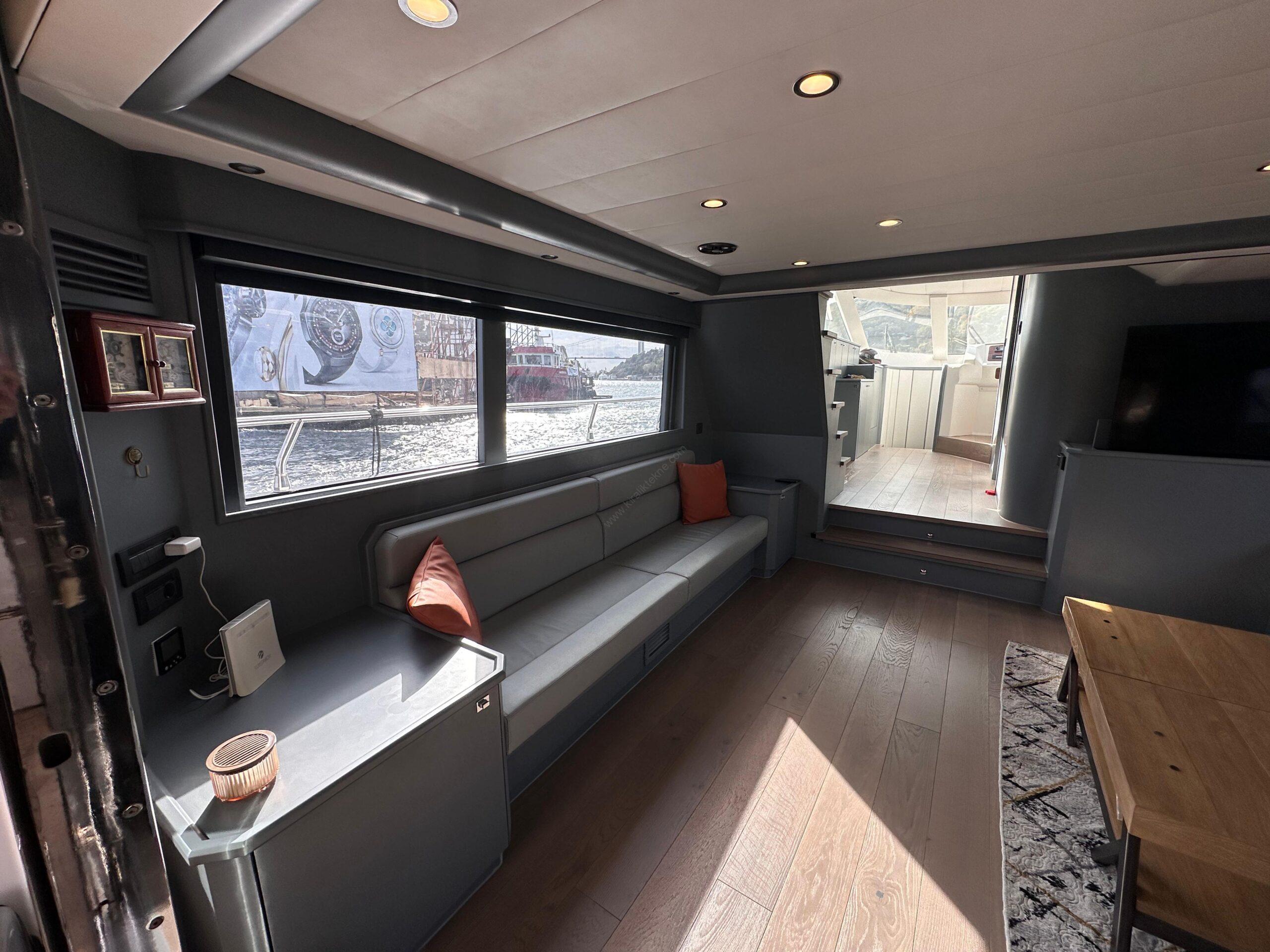 Yacht Gallery