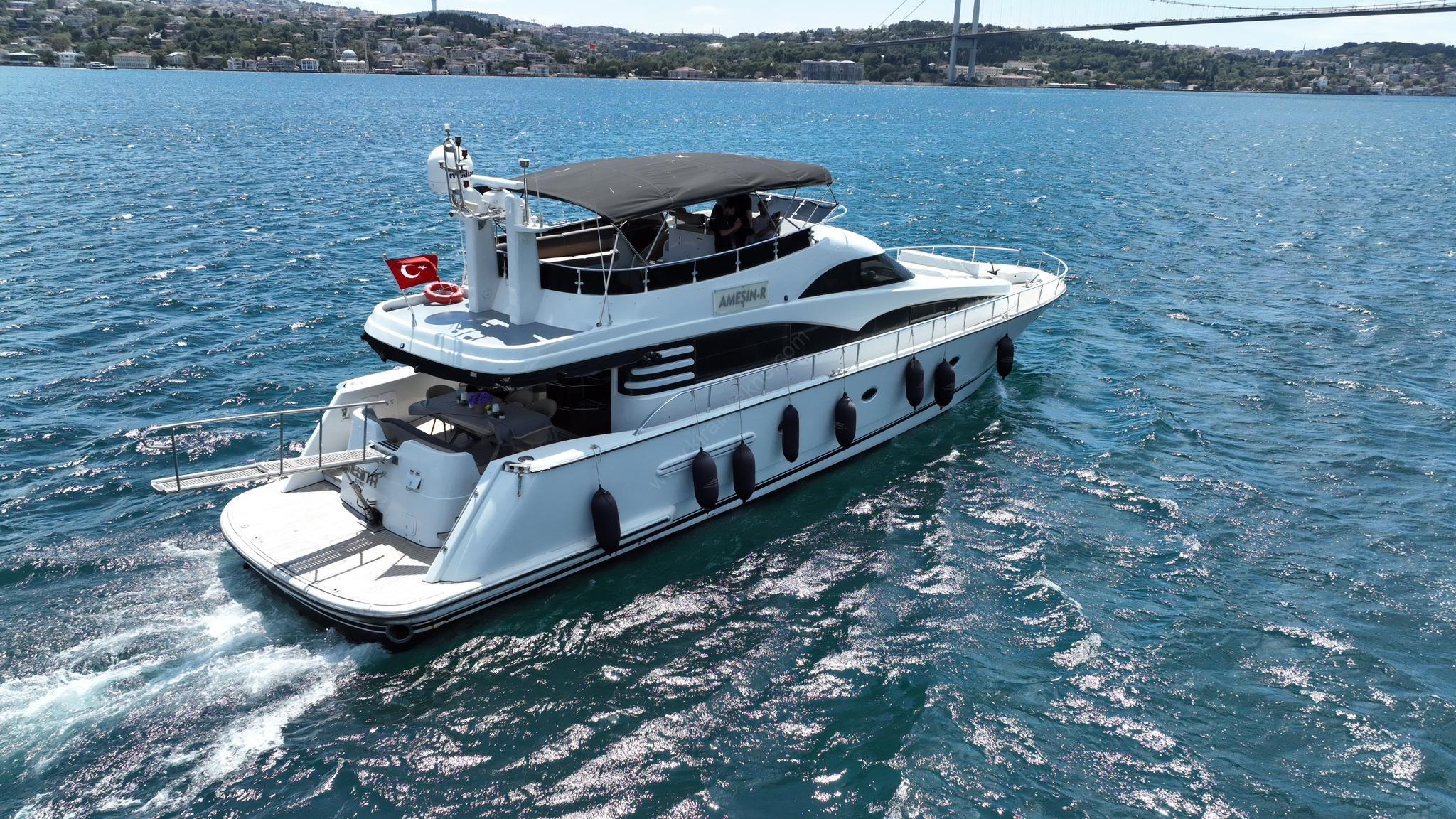 Yacht Gallery