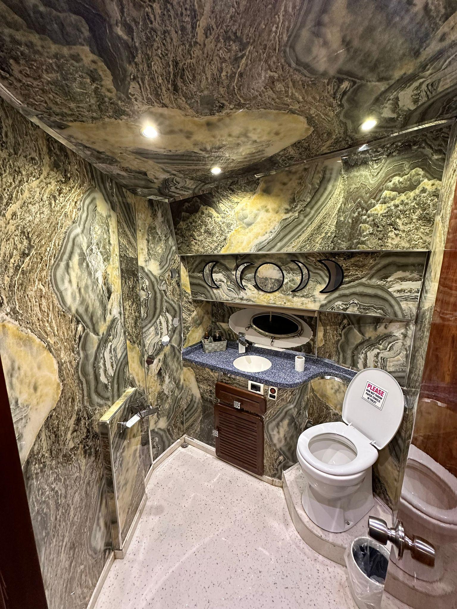 Yacht Gallery