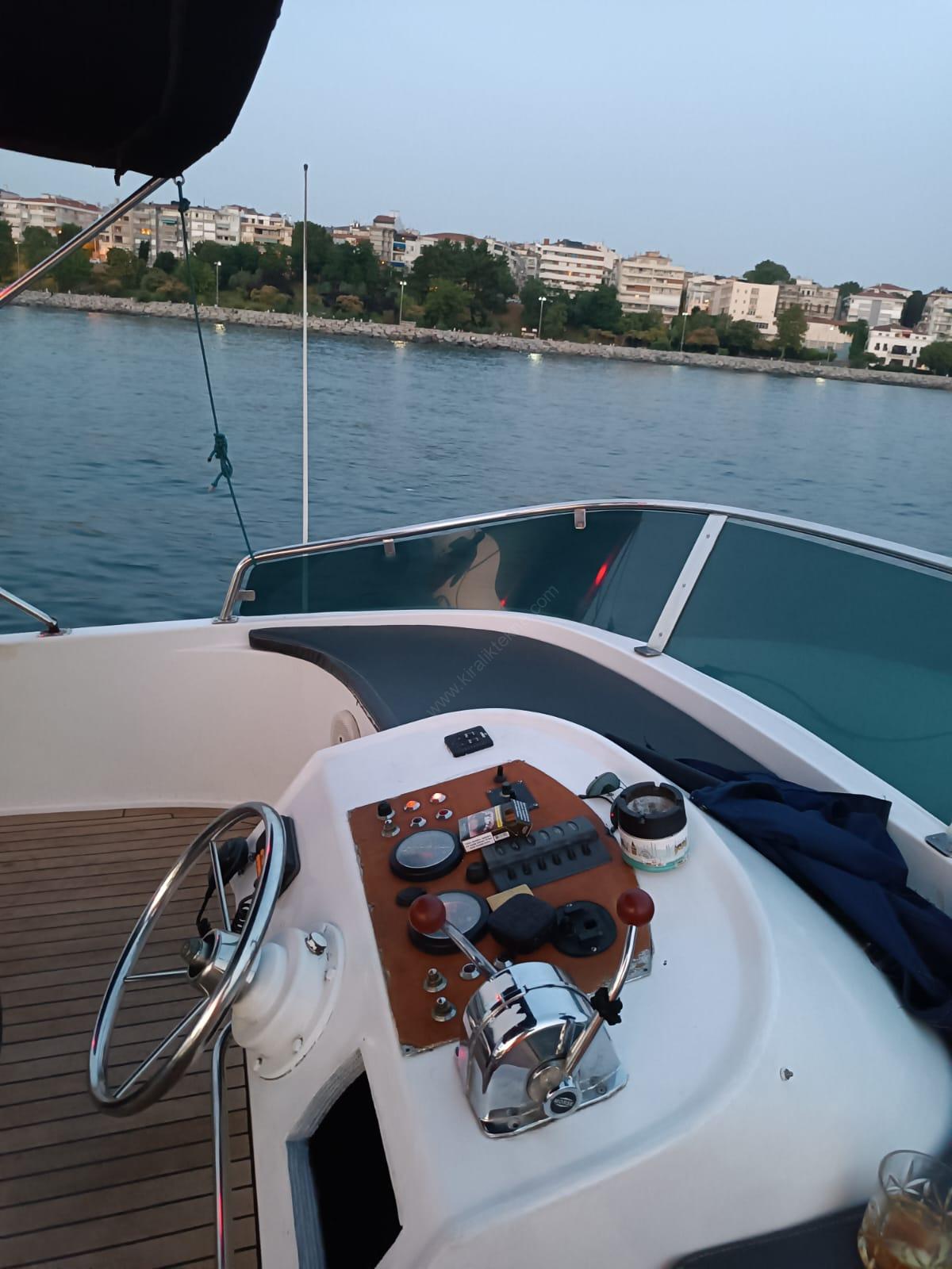 Yacht Gallery