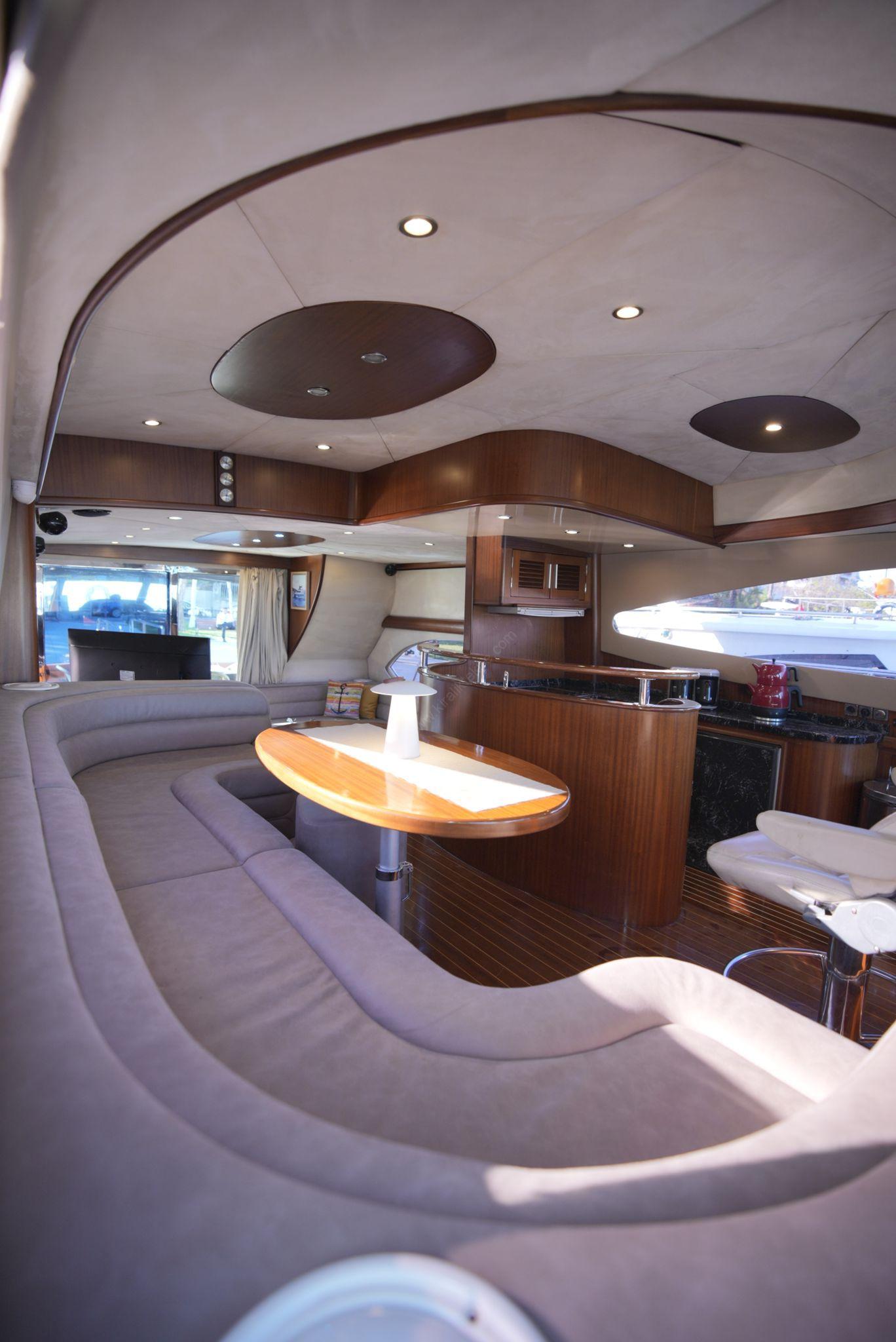 Yacht Gallery