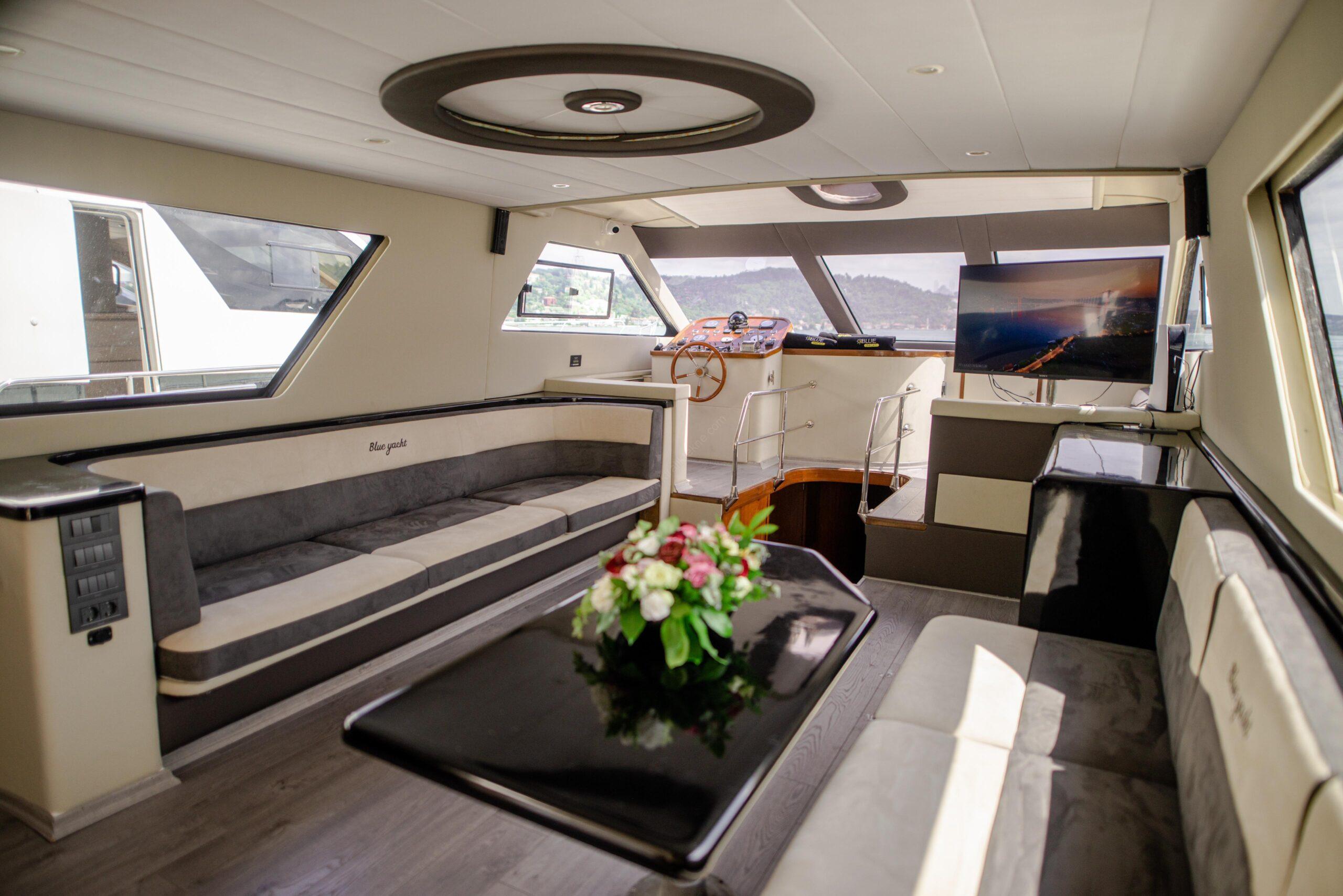 Yacht Gallery