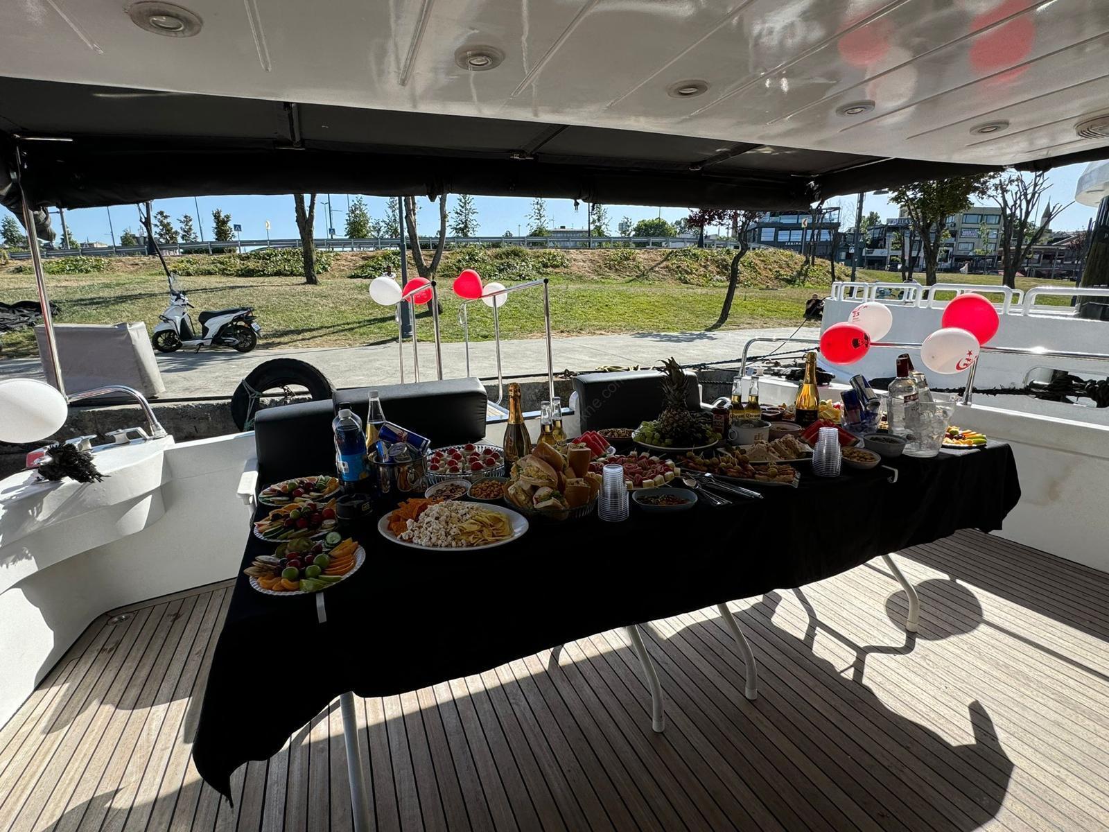 Yacht Gallery